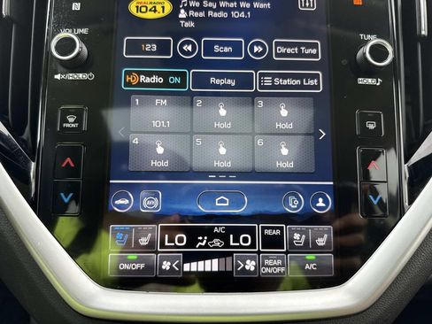 Used 2023 Subaru Ascent Touring AWD/4WD image 35