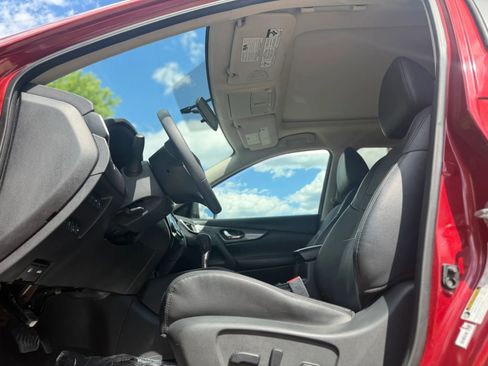Used 2015 Nissan Rogue SL w/ SL Premium Package AWD/4WD image 17
