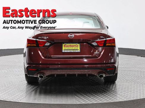 Used 2024 Nissan Altima 2.5 SL AWD/4WD image 6