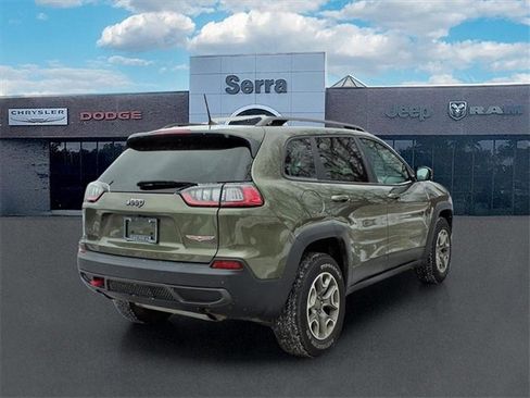 Used 2021 Jeep Cherokee Trailhawk image 6