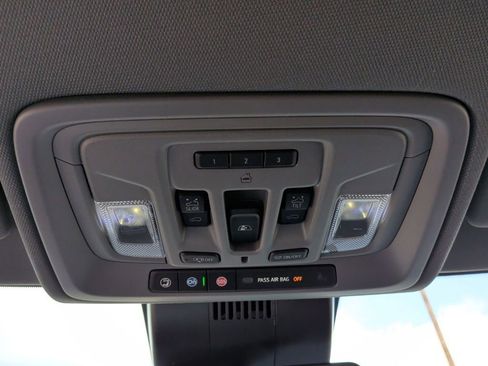 New 2026 GMC Sierra 1500 SLT image 21