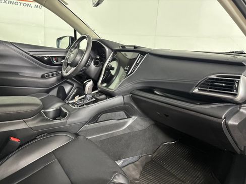 Used 2023 Subaru Outback Limited AWD/4WD image 34