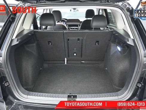 Used 2025 Volkswagen Taos SE FWD image 27