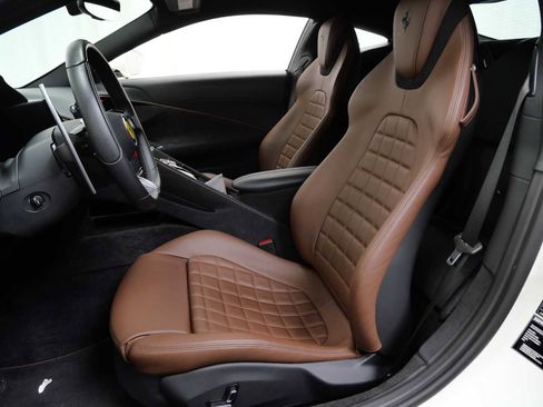 Certified 2021 Ferrari Roma image 15