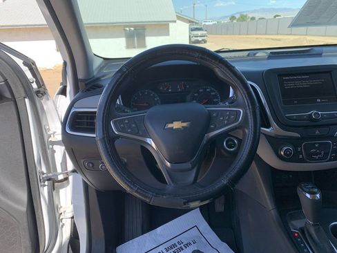 Certified 2019 Chevrolet Equinox LS FWD image 17