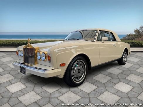 Used 1990 Rolls-Royce Corniche III RWD image 24