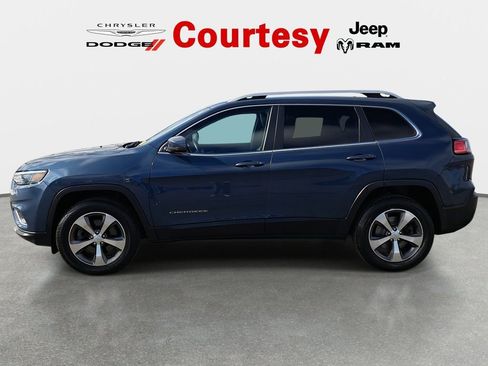 Used 2020 Jeep Cherokee Limited image 6