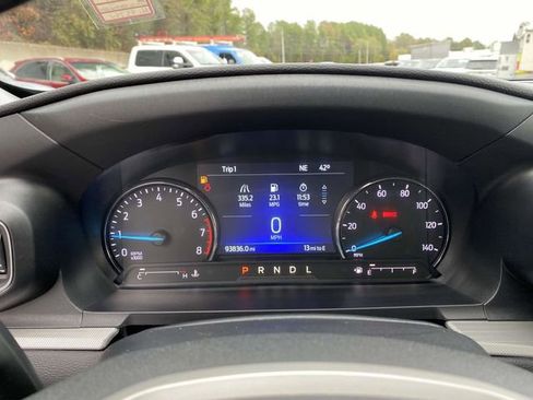 Certified 2022 Ford Explorer XLT w/ Equipment Group 202A image 26