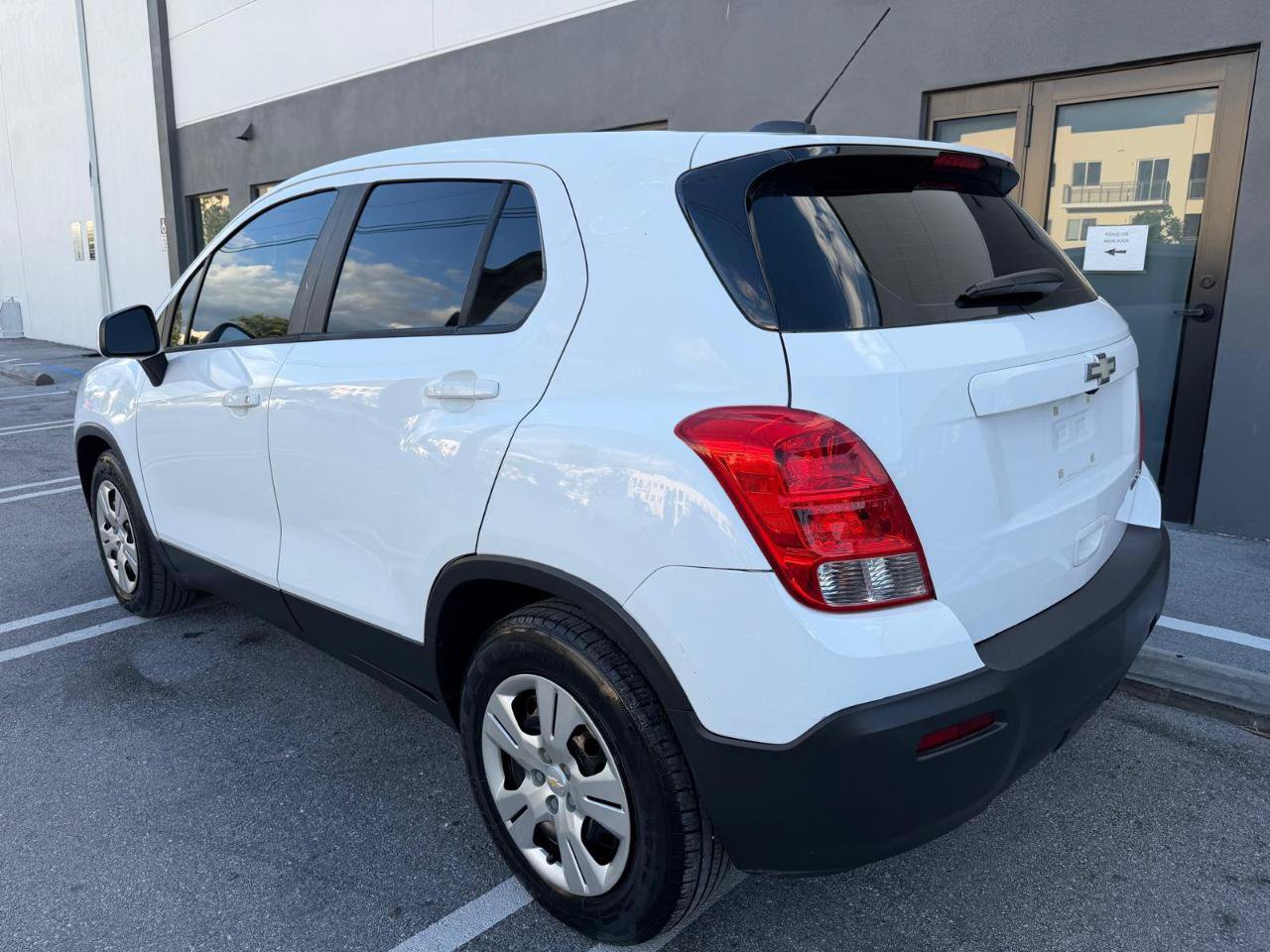 Used 2016 Chevrolet Trax LS FWD image 8