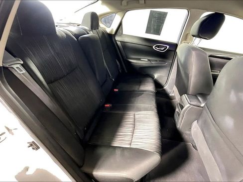 Used 2017 Nissan Sentra SV FWD image 36