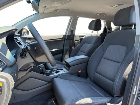 Used 2017 Hyundai Tucson SE w/ SE Popular Package 02 FWD image 9