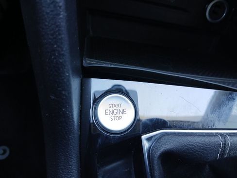 Used 2024 Volkswagen Taos SE image 24