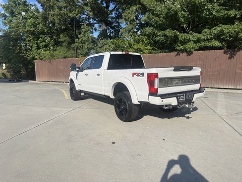 Used 2018 Ford F250 Platinum w/ Platinum Ultimate Package image 18