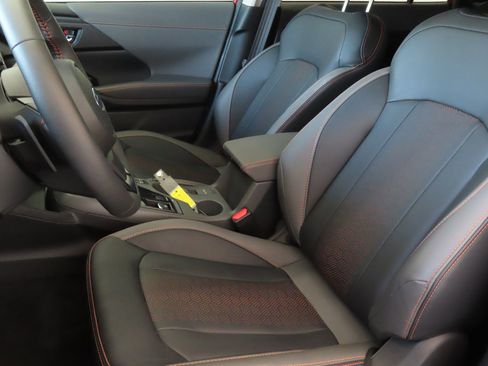 Used 2025 Subaru Crosstrek 2.5i Limited image 13