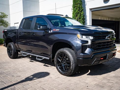 Used 2024 Chevrolet Silverado 1500 LT Trail Boss w/ Convenience Package II image 12