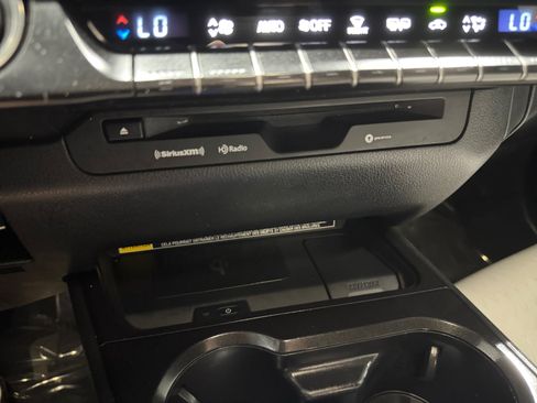 Used 2021 Lexus UX 200 w/ Accessory Package (Z1) FWD image 19