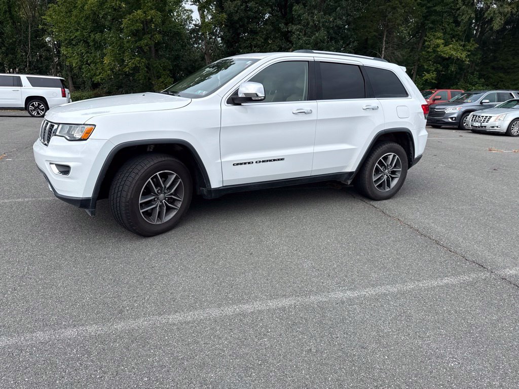 Used 2018 Jeep Grand Cherokee Limited AWD/4WD image 1