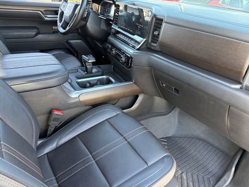 Certified 2024 Chevrolet Silverado 1500 High Country AWD/4WD image 13