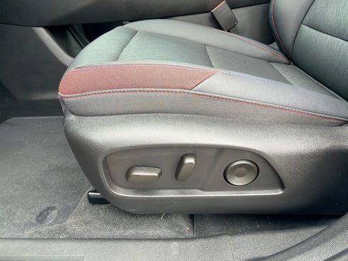 Used 2026 Chevrolet Equinox RS AWD/4WD image 27