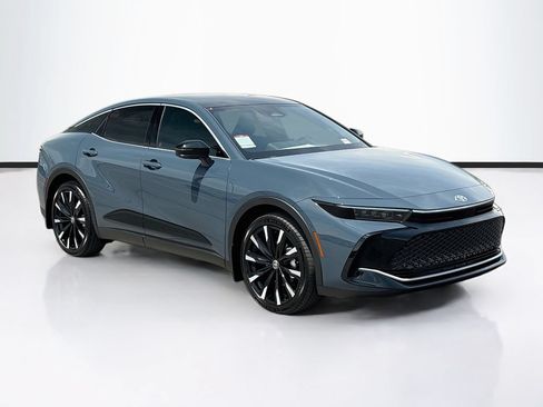New 2026 Toyota Crown Platinum AWD/4WD image 3