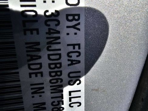 Used 2021 Jeep Compass Latitude w/ Sun and Sound Group image 12