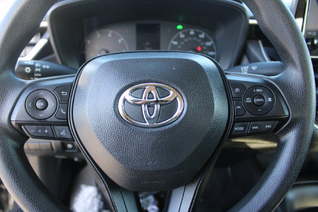 Used 2024 Toyota Corolla LE w/ LE Convenience Package FWD image 18