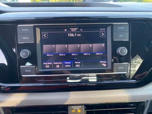 Used 2024 Volkswagen Taos S FWD image 12
