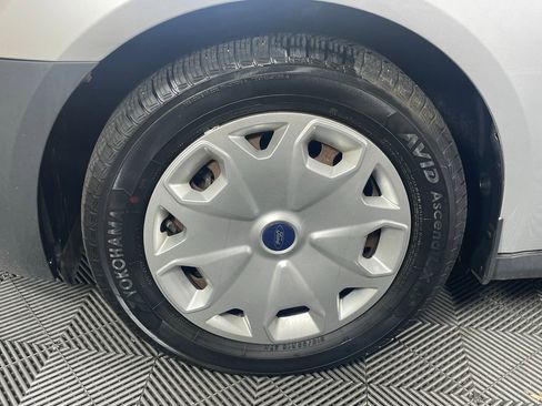 Used 2016 Ford Transit Connect XL image 13