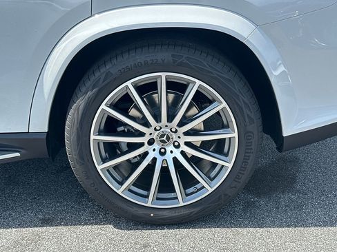 New 2026 Mercedes-Benz GLS 450 4MATIC image 22