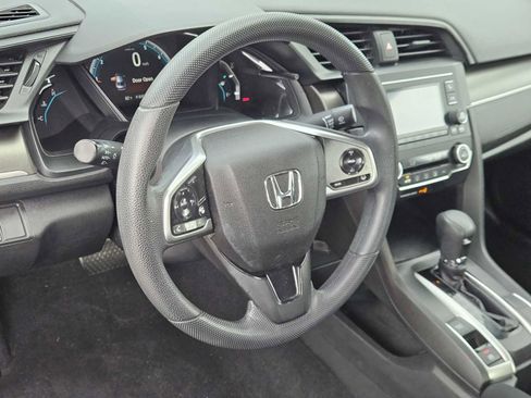 Used 2020 Honda Civic LX image 2