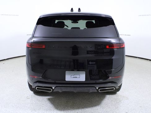 New 2026 Land Rover Range Rover Sport Dynamic SE AWD/4WD image 6