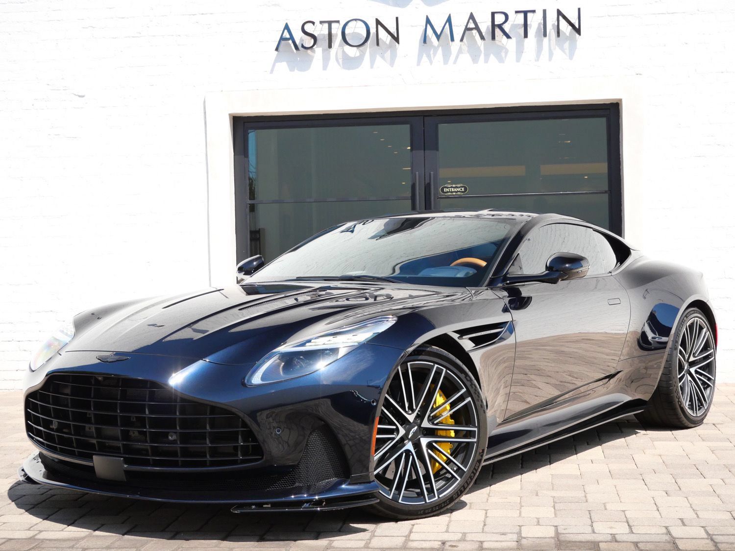 Used 2024 Aston Martin DB12 Coupe RWD image 19