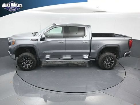 Used 2021 GMC Sierra 1500 SLT AWD/4WD image 12