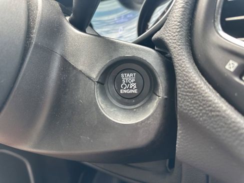 Used 2018 Jeep Compass Latitude w/ Cold Weather Group AWD/4WD image 24