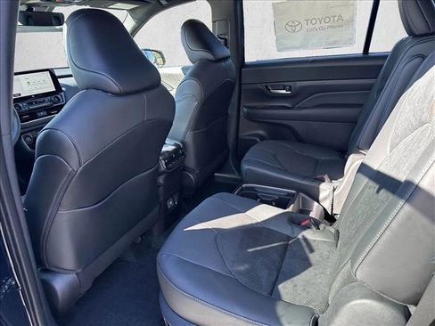 New 2026 Toyota Grand Highlander AWD Hybrid image 9