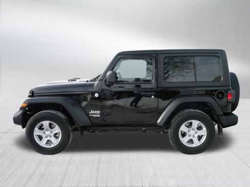 Used 2021 Jeep Wrangler Sport S image 4