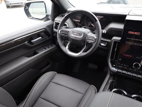 New 2026 GMC Yukon Elevation w/ Elevation Premium Package AWD/4WD image 22
