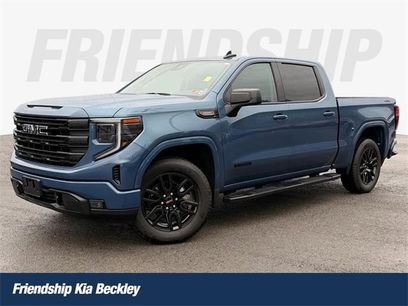 Used 2026 GMC Sierra 1500 Elevation w/ LPO, Elevation Black Package