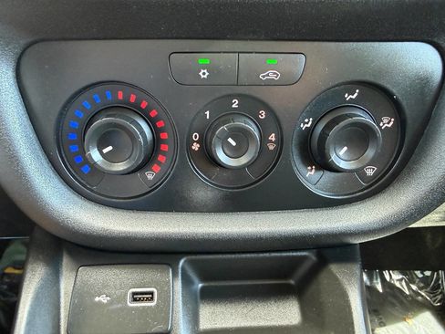Used 2022 RAM ProMaster City Wagon FWD image 37