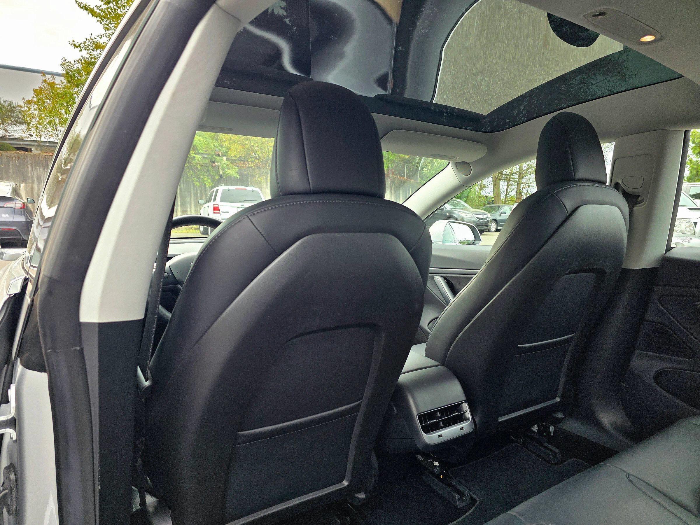Used 2018 Tesla Model 3 Long Range RWD image 53