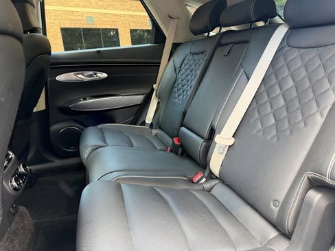 Used 2025 Genesis Electrified GV70 w/ Prestige Package AWD/4WD image 19