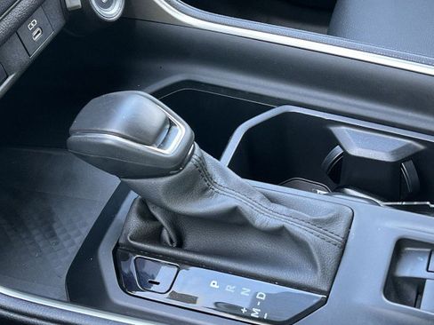 Used 2025 Toyota Grand Highlander XLE SUV image 15