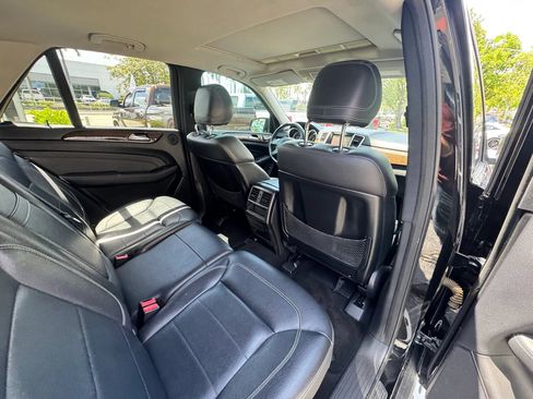 Used 2012 Mercedes-Benz ML 350 4MATIC image 27
