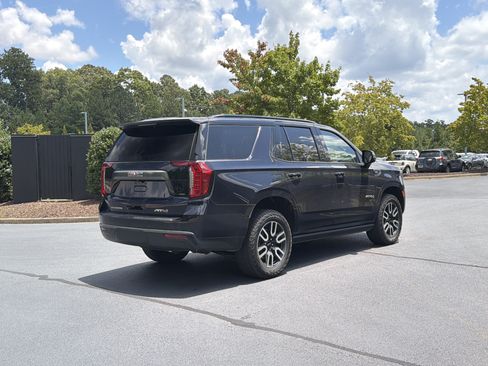 Used 2023 GMC Yukon AT4 w/ AT4 Premium Package AWD/4WD image 3