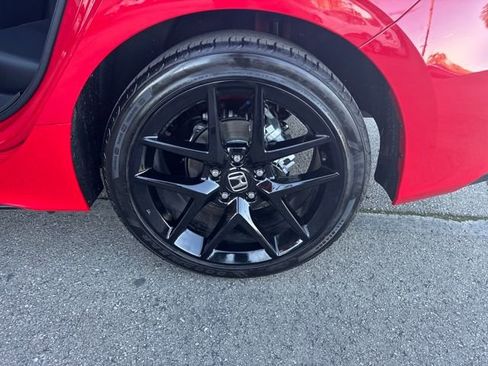 Used 2025 Honda Civic Sport image 26