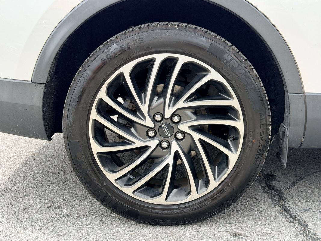 Used 2019 Lincoln Nautilus Reserve FWD image 29