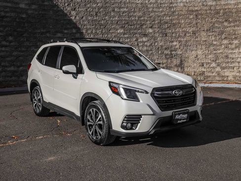 Used 2023 Subaru Forester Limited image 2
