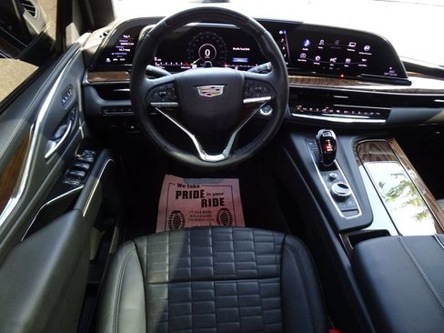 Certified 2024 Cadillac Escalade Sport Platinum w/ LPO, ONYX Package AWD/4WD image 14