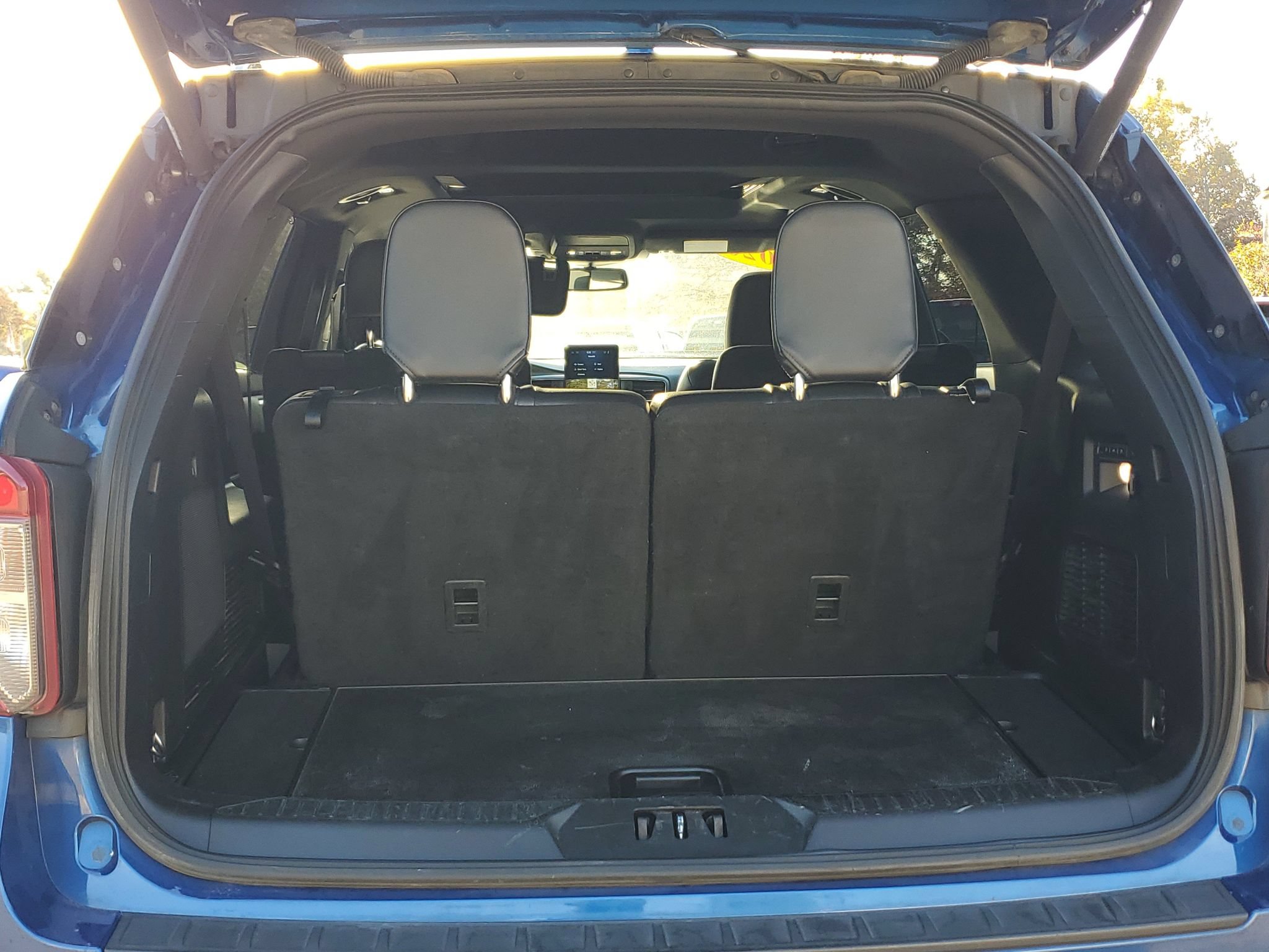 Used 2020 Ford Explorer ST w/ ST High-Performance Pack AWD/4WD image 8