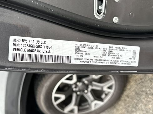 New 2024 Jeep Wagoneer L Series III w/ Convenience Group I image 22